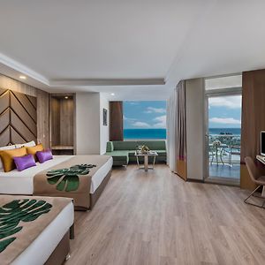 Be Large Side Sea View Room